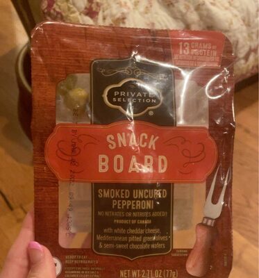 Smoked Uncured Pepperoni, White Cheddar Cheese, Moroccan Pitted Green Olives, Semi-Sweet Chocolate Wafers Snack Board, Smoked Uncured Pepperoni, White Cheddar Cheese, Moroccan Pitted Green Olives, Semi-Sweet Chocolate Wafers