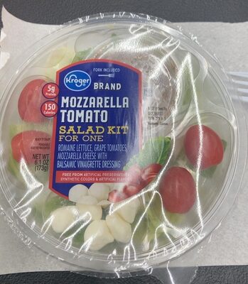 Mozzarella Tomato Salad Kit- Romaine Lettuce, Grape Tomatoes, Mozzarella Cheese With Balsamic Vinaigrette Dressing