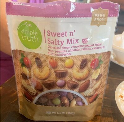Sweet N' Salty Chocolate Drops, Chocolate Peanut Butter Cups, Peanuts, Almonds, Raisins, Cashews & Dried Cranberries Mix, Sweet N' Salty
