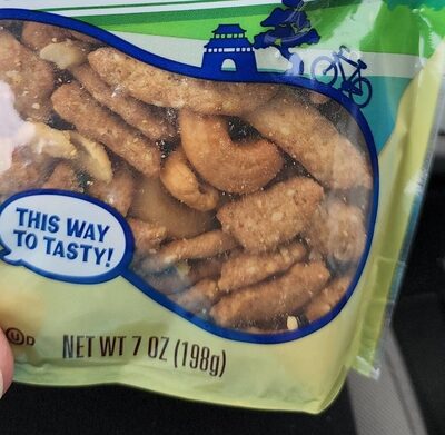 Sesame Sticks & Cashews Trail Mix, Cashew & Sesame