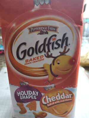 Goldfish Holiday Shapes Cheddar Crackers, 6.6 Oz Bag