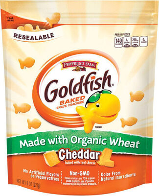 Pepperidge Farm Goldfish Made with Organic Wheat Cheddar Crackers, 8 oz. Re-sealable Bag