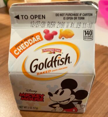 Pepperidge Farm Goldfish Cheddar Crackers, Special Edition Disney Mickey Mouse, 2-oz. Carton