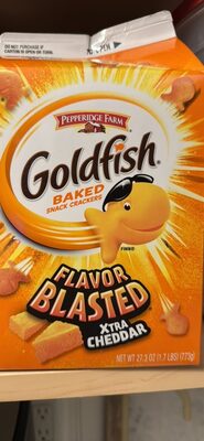 Xtra Cheddar Blasted Baked Snack Crackers, Xtra Cheddar