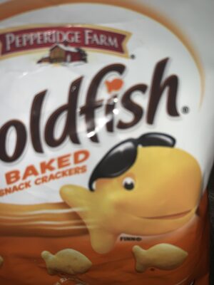 Cheddar Baked Snack Crackers, Cheddar