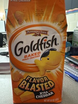 Goldfish Flavor Blasted Xtra Cheddar Cheese Crackers, 6.6 Oz Bag