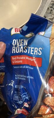 Birds Eye Oven Roasters Seasoned Red Potato Wedges & Onions, Frozen Vegetables, 15 oz. Bag