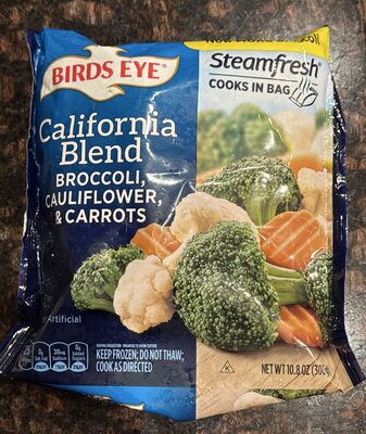 Birds Eye Steamfresh Carrots, Broccoli and Cauliflower, Frozen Vegetables, 10.8 oz. Bag