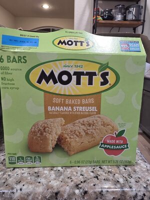Mott's Soft Baked Banana Streusel Bars 6 Count