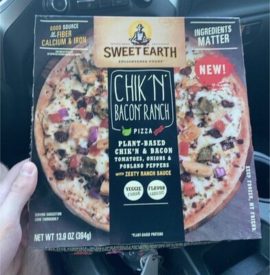 Chik'N Bacon Ranch Plant-Based Chik'N & Bacon Tomatoes, Onions & Poblano Peppers With Zesty Ranch Sauce Pizza, Chik'N Bacon Ranch