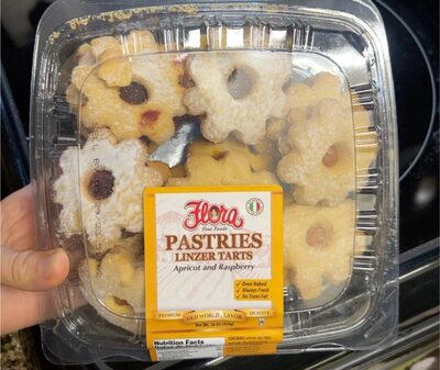 Italian Apricot And Raspberry Pastries Mini Linzer Tarts, Italian Apricot And Raspberry