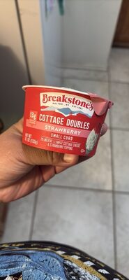 Strawberry 2% Lowfat Cottage Cheese & Strawberry Topping Small Curd Cottage Doubles, Strawberry