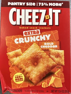 Extra Crunchy Bold Cheddar Baked Snack Crackers, Extra Crunchy