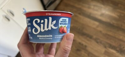 Silk Cultured Almond 5.3oz Strawberry