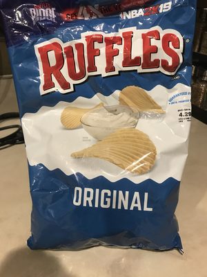 Ruffles Original Potato Chips 9 Ounce Plastic Bag