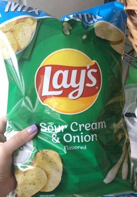 Sour Cream & Onion Flavored Potato Chips, Sour Cream & Onion