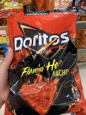 Flamin' Hot Nacho Flavored Tortilla Chips, Nacho