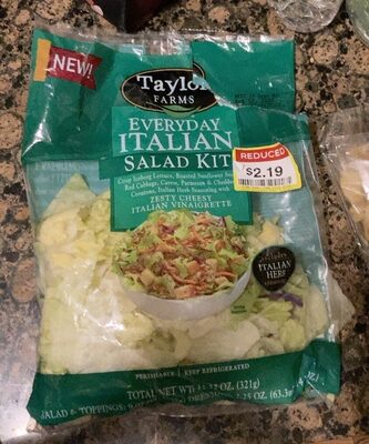 Italian Everyday Crisp Iceberg Lettuce, Roasted Sunflower Seeds, Red Cabbage, Carrot, Parmesan & Cheddar Croutons, Italian Herb Seasoning With Zesty Cheesy Italian Vinaigrette Salad Kit, Italian
