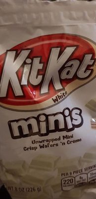 White Unwrapped Mini Crisp Wafers 'N Creme
