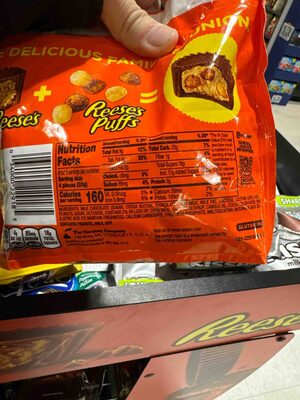 Milk Chocolate & Peanut Butter Stuffed With Reese's Puffs Cereal Miniature Cups, Milk Chocolate & Peanut Butter