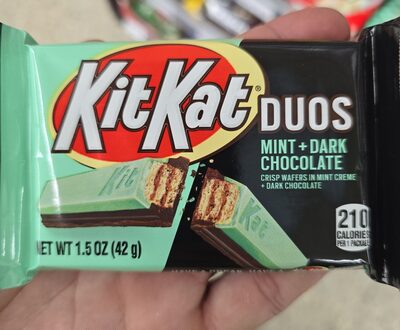 Duos Crisp Wafers In Mint Creme + Dark Chocolate, Mint Creme + Dark Chocolate