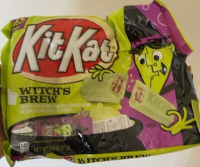 Witch's Brew Crisp Wafers In Marshmallow Flavored Creme, Crisp Wafer In Marshmallow