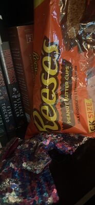 Milk Chocolate & Peanut Butter Cups, Milk Chocolate & Peanut Butter