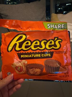 Milk Chocolate & Peanut Butter Miniature Cups, Milk Chocolate & Peanut Butter