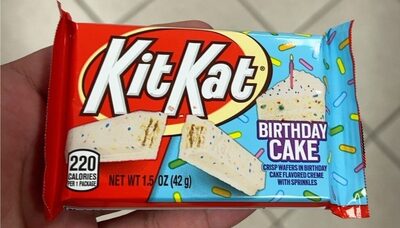 Birthday Cake Flavored Creme With Sprinkles Crisp Wafers