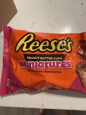 Milk Chocolate & Peanut Butter Cups Miniatures, Milk Chocolate & Peanut Butter