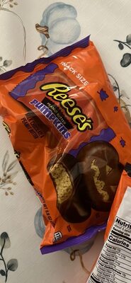 Milk Chocolate & Peanut Butter Bats, Milk Chocolate & Peanut Butter