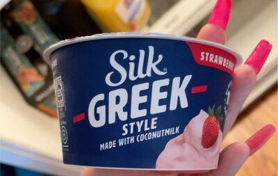 Greek Style Strawberry Coconutmilk Yogurt Alternative, Strawberry