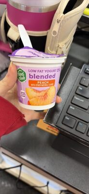 Peach Blended Lowfat Yogurt, Peach