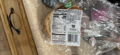 Everything Bagels, Everything