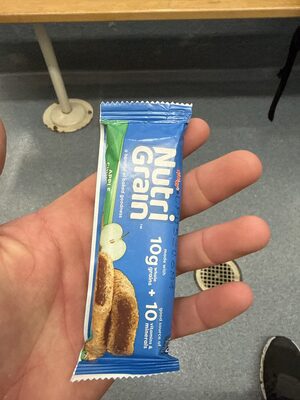 Kellogg's Nutri-Grain Cereal Bars Apple Cinnamon 1.3oz