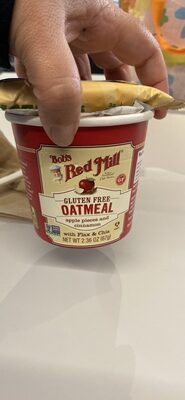 Apple Pieces And Cinnamon Gluten Free Oatmeal, Apple Pieces And Cinnamon