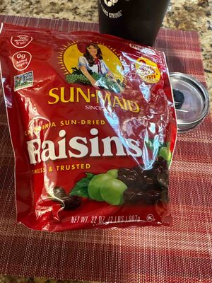 Sun-Maid California Sun-Dried Raisins 32oz Resealable Stand-Up Bag