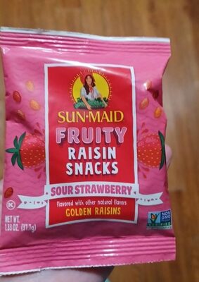 Sun-Maid Fruity Raisin Snacks Sour Strawberry 1.33oz Pouches