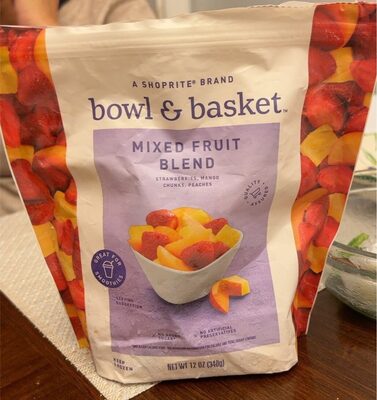 Strawberries, Mango Chunks, Peaches Mixed Fruit Blend, Strawberries, Mango Chunks, Peaches
