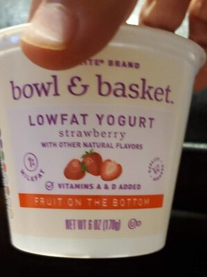Strawberry Flavors Lowfat Yogurt, Strawberry