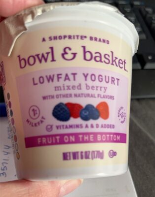 Mixed Berry Fruit On The Bottom Lowfat Yogurt, Mixed Berry