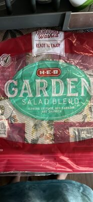 Garden Iceberg Lettuce, Red Cabbage And Carrots Salad Blend, Garden