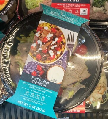 Beef & Lamb Gyro Mediterranean Recipe Strips With Turmeric Rice, Tomatoes & Yogurt Sauce Bowl, Beef & Lamb Gyro