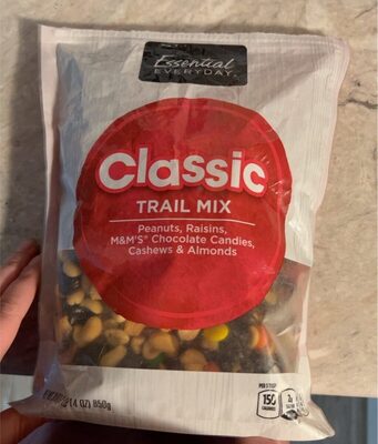 Classic Peanuts, Raisins, M&M's Chocolate Candies, Cashews & Almonds Trail Mix, Classic