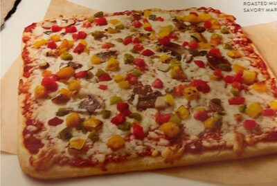 Veggie Primavera Roasted Green, Yellow & Red Bell Peppers, Roasted Tomatoes, Roasted Zucchini, Roasted Mushrooms & Savory Marinara Sauce Flatbread Pizza, Veggie Primavera