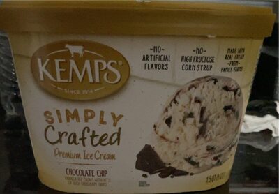 Vanilla With Bits Of Rich Chocolaty Chips Premium Ice Cream, Chocolate Chip