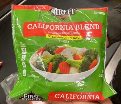 California Broccoli, Cauliflower, Carrots Steams-In-Bag Blend, California