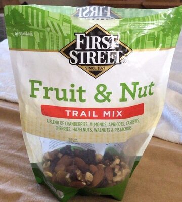 Fruit & Nut A Blend Of Cranberries, Almonds, Apricots, Cashews, Cherries, Hazelnuts, Walnuts & Pistachios Trail Mix, Fruit & Nut