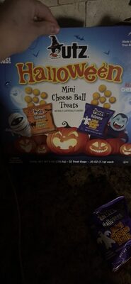 Halloween Mini Cheese Ball Treats, Halloweenn