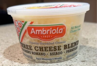 Three Cheese Blend Pecorino Romano, Asiago, Parmesan Freshly Shredded Cheese, Three Cheese Blend